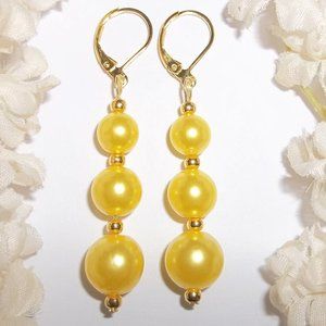 Gold & Yellow Pearl Earrings Set Pair Dangle 6492